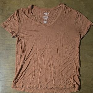 Nine West Women’s Rusty Brown V-Neck Short Sleeve Tee